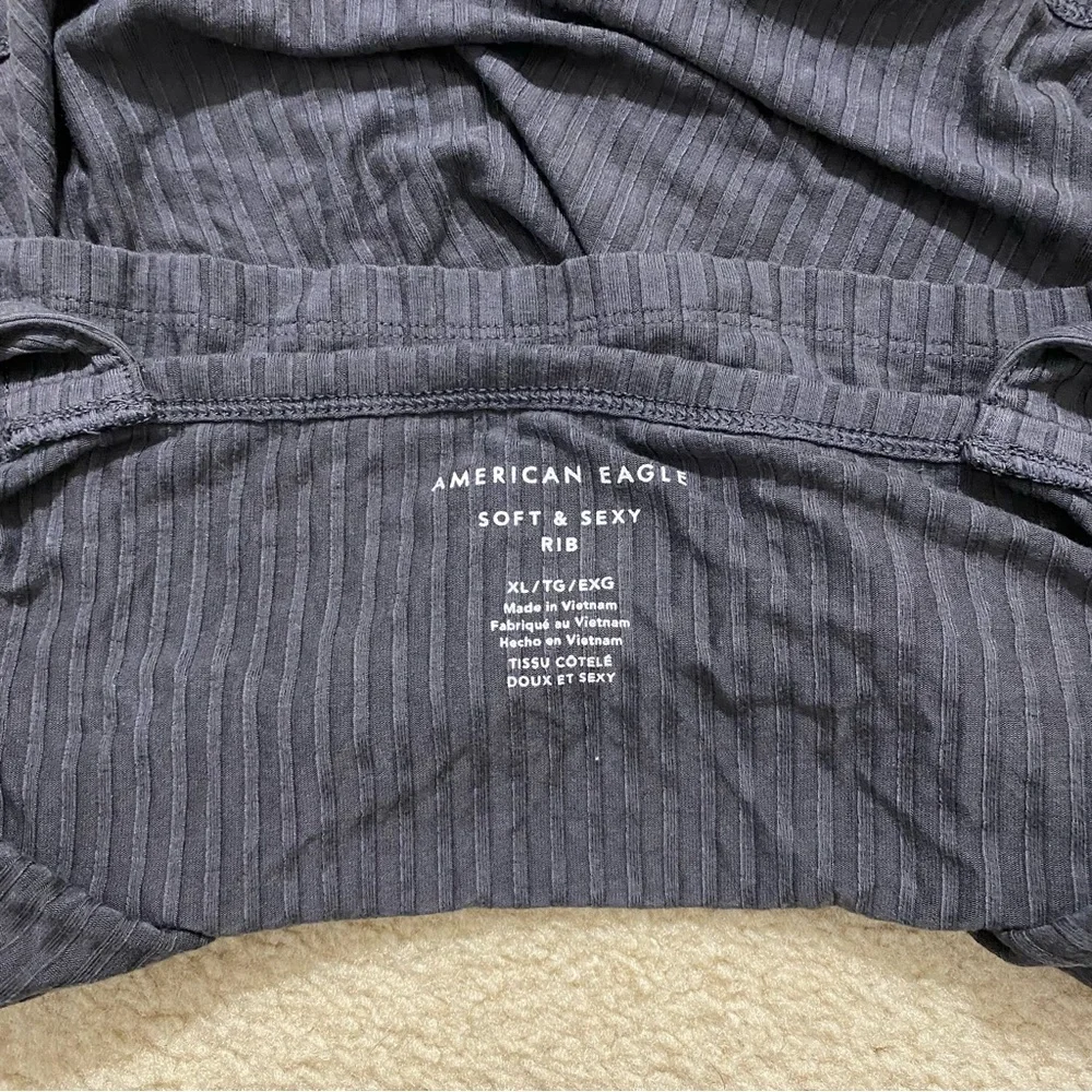 American Eagle Ribbed Cami - Picture 5 of 5